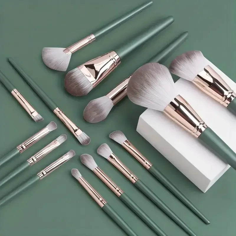 14Pcs Makeup Brush Set – Foundation, Eyeshadow, Powder & Blending Tools